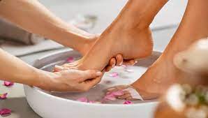 Pedicure manicure for one